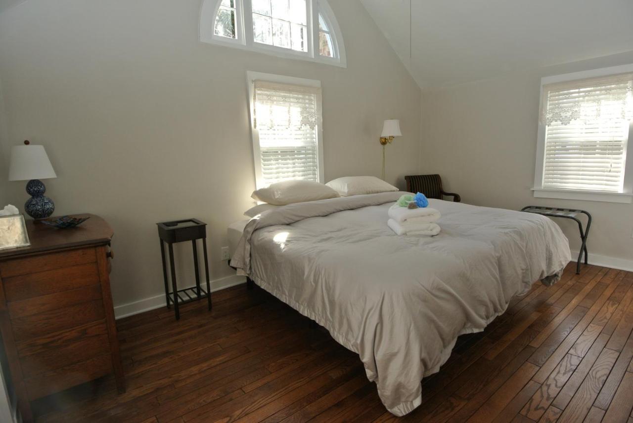Villa Coor-Bishop Dependency à New Bern Extérieur photo